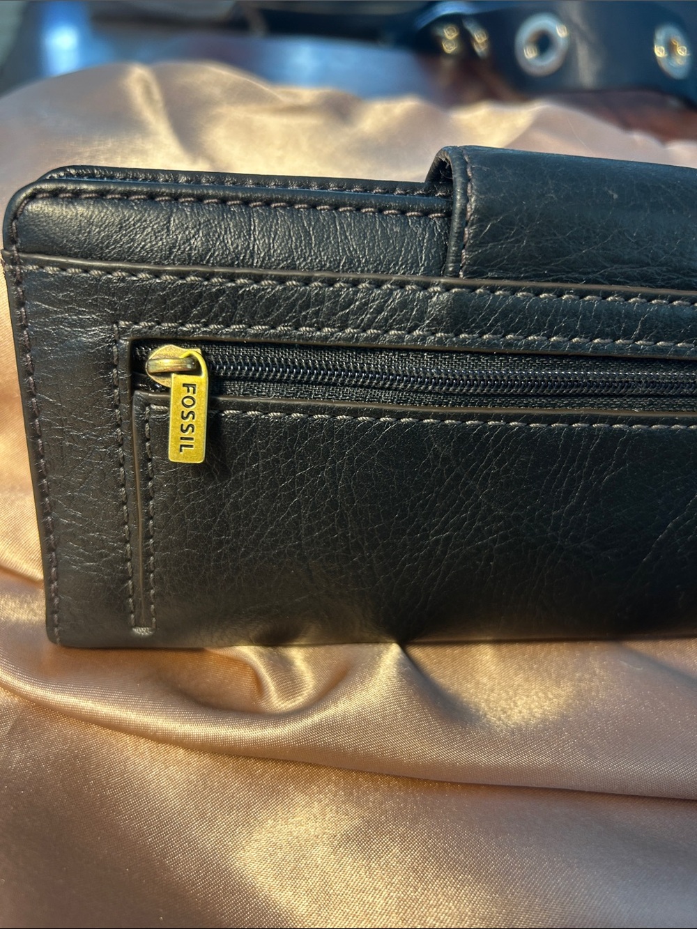 Fossil Black Leather Snap Wallet - Picture 2 of 6